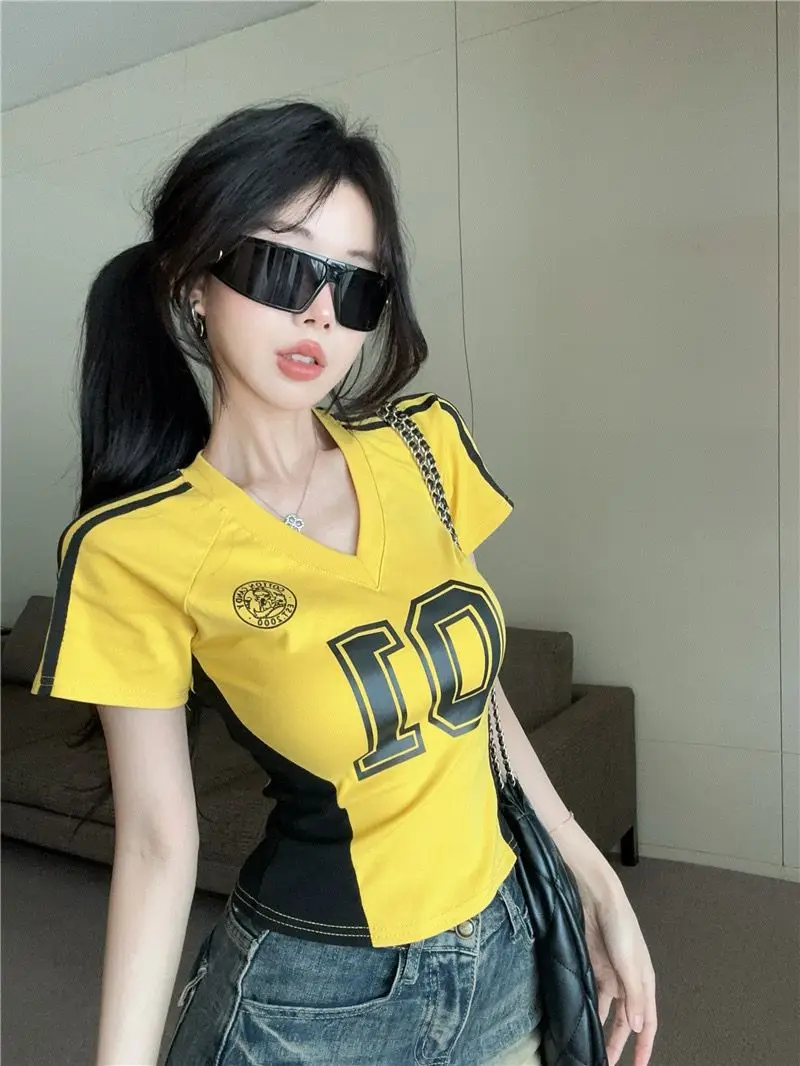 Summer New American Retro Splicing Color Contrast Printed Short Sleeve Top for Women Shirts For Women T Shirts Y2k Top
Summer New American Retro Splicing Color Contrast Printed Short Sleeve Top for Women Shirts For Women T Shirts Y2k Top