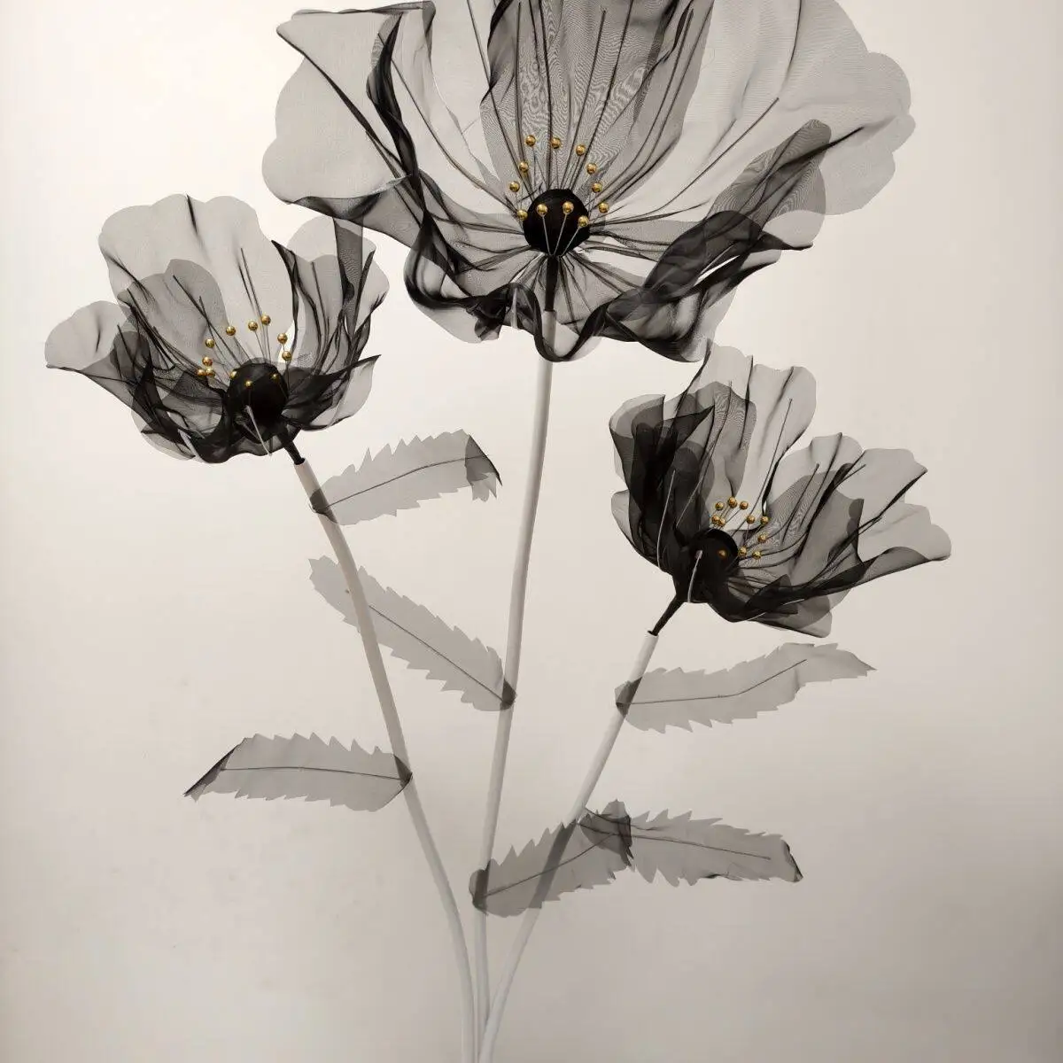 160cm Large Black Silk Poppy Artificial Flowers Wedding Decor Props Road Lead Flower Window Display Garden Yard Home Decoration
160cm Large Black Silk Poppy Artificial Flowers Wedding Decor Props Road Lead Flower Window Display Garden Yard Home Decoration