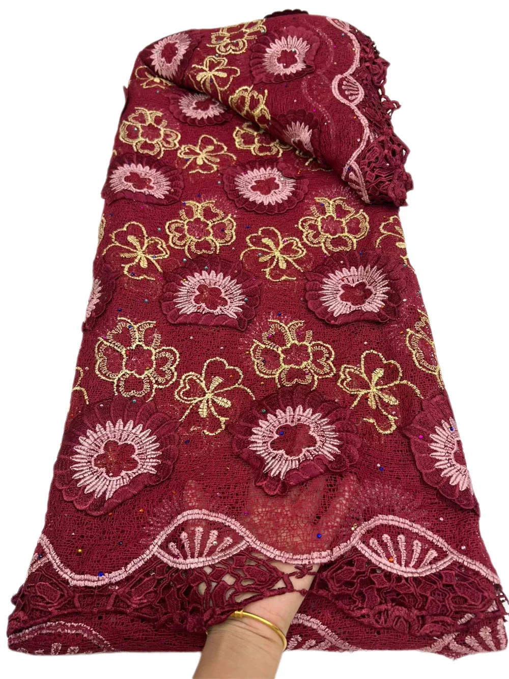 3D African Cord Lace Fabric 2026 High Quality Water Soluble Nigerian French Guipure Cord Lace With Gem For Wedding Dress Sewing
3D African Cord Lace Fabric 2026 High Quality Water Soluble Nigerian French Guipure Cord Lace With Gem For Wedding Dress Sewing