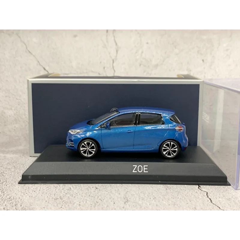 Коллекционная модель автомобиля NOREV ZOE 2020/2021 из литого металла в масштабе 1:43, имитация, для декора, подарок для взрослых, статическая модель для демонстрации
Коллекционная модель автомобиля NOREV ZOE 2020/2021 из литого металла в масштабе 1:43, имитация, для декора, подарок для взрослых, статическая модель для демонстрации