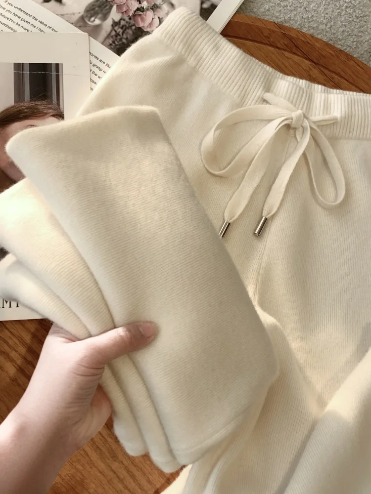 Женские широкие брюки Thiened Camere, осенне-зимние вязаные прямые брюки белого цвета, свободные длинные брюки Qingdao Sle
Женские широкие брюки Thiened Camere, осенне-зимние вязаные прямые брюки белого цвета, свободные длинные брюки Qingdao Sle