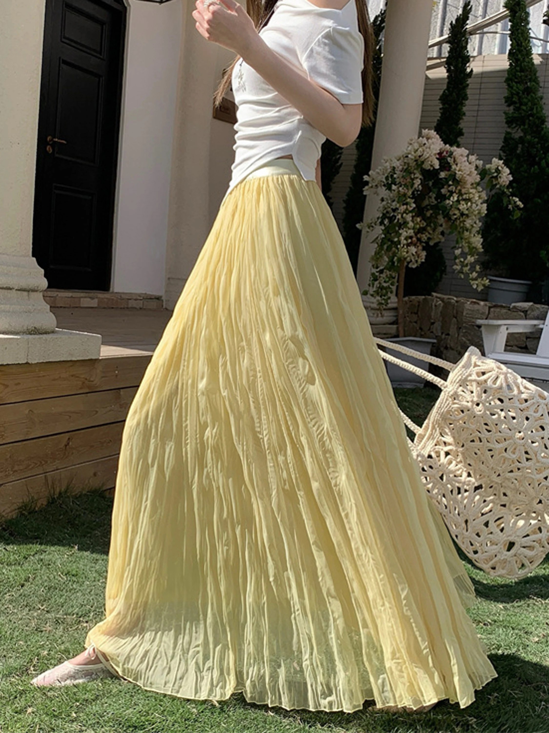 Yellow Lace Pleated High Waist Elastic Slim A-Line Umbrella Skirt Women's Summer 2026 New Style Commute Korean Version
Yellow Lace Pleated High Waist Elastic Slim A-Line Umbrella Skirt Women's Summer 2026 New Style Commute Korean Version