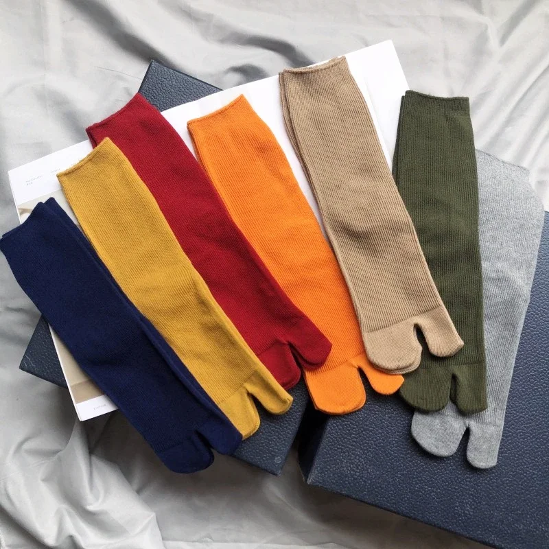 High Quality Combed Cotton Split Toe Socks Unisex Simple Comfortable Two-Toed Socks Japanese Harajuku Men Women's Tabi Socks
High Quality Combed Cotton Split Toe Socks Unisex Simple Comfortable Two-Toed Socks Japanese Harajuku Men Women's Tabi Socks