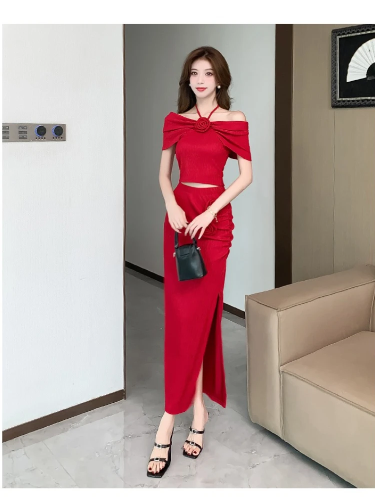 Summer three-dimensional flower hanging neck off shoulder slim fit top split half skirt women temperament two-piece set
Summer three-dimensional flower hanging neck off shoulder slim fit top split half skirt women temperament two-piece set