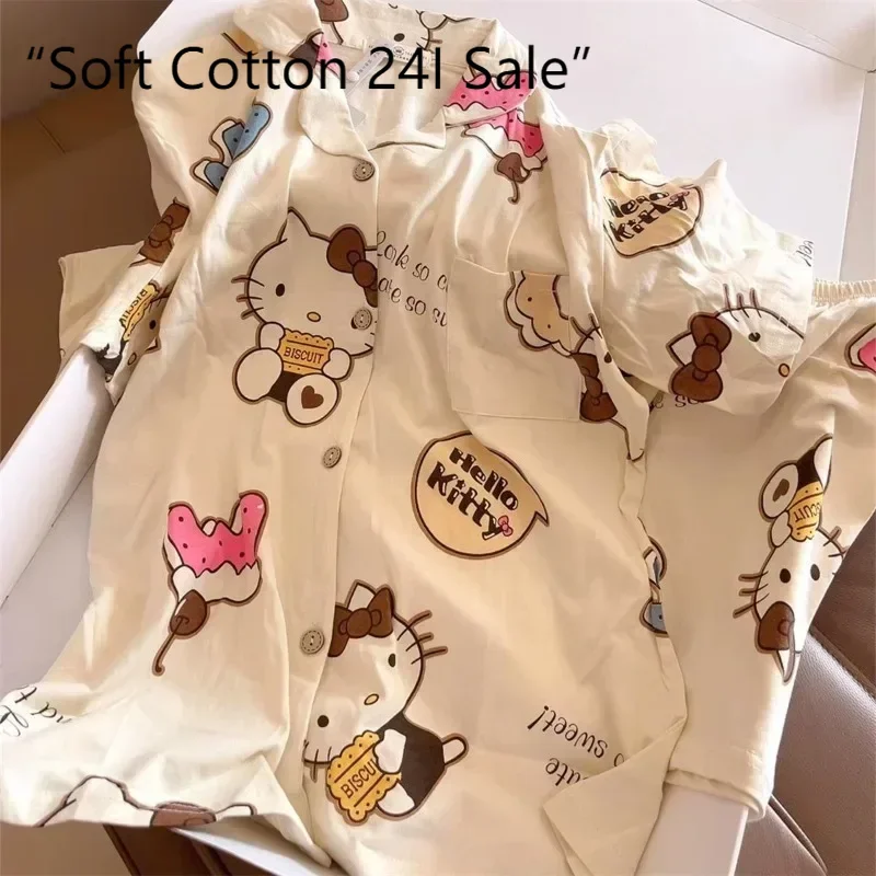 Summer new white cartoon sweet and cute Hello Kitty pajamas women's short-sleeved shorts loungewear two-piece set
Summer new white cartoon sweet and cute Hello Kitty pajamas women's short-sleeved shorts loungewear two-piece set