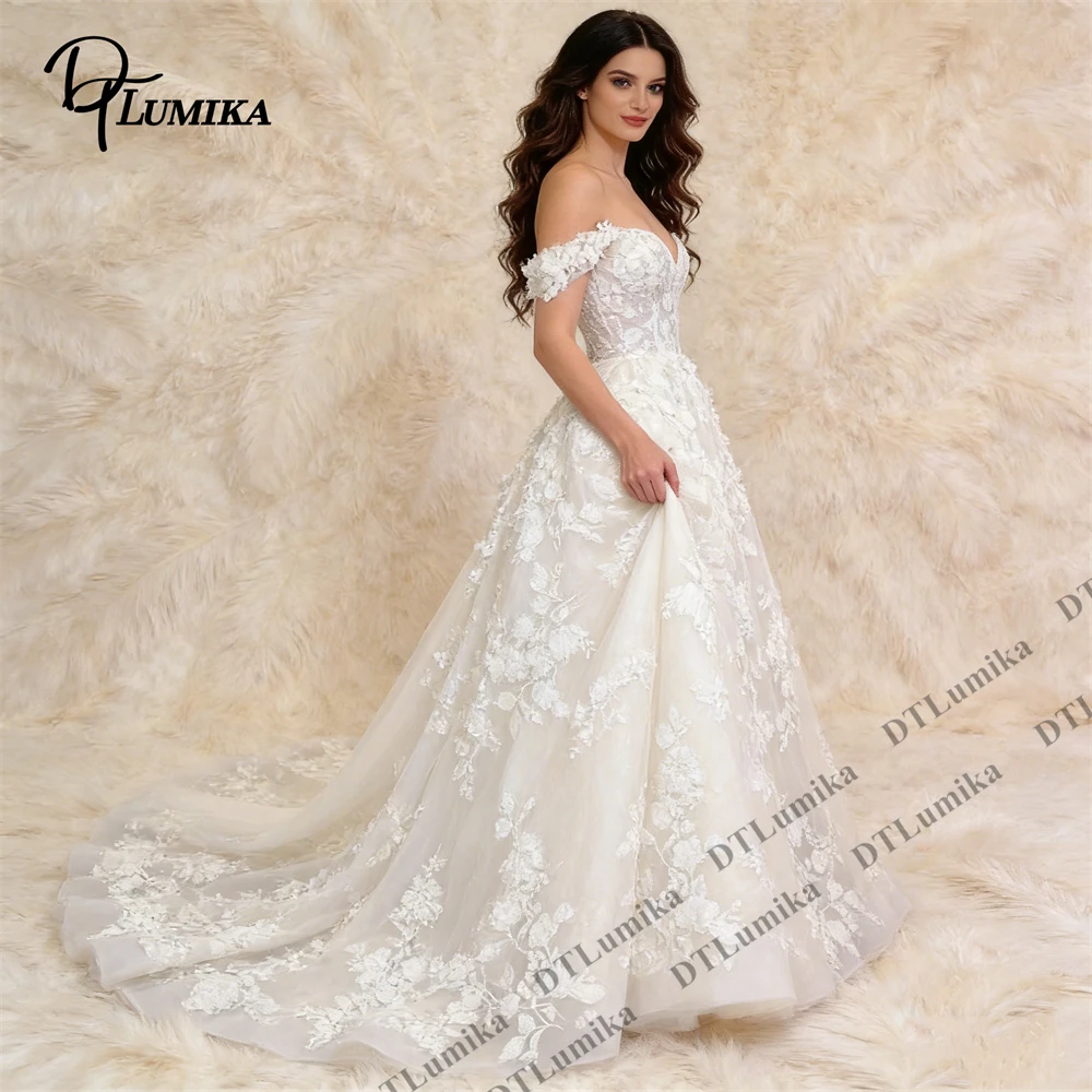 Ball Gown Wedding Dress with 3D Floral Lace Applique Sweetheart Neckline Church Wedding Bridal Gown Ball Gown Classic Bride
Ball Gown Wedding Dress with 3D Floral Lace Applique Sweetheart Neckline Church Wedding Bridal Gown Ball Gown Classic Bride