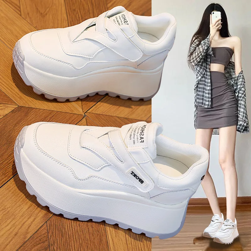 Spring 2025 Fashion Thick Bottom Casual Sport Shoes Women's High Top 8cm Trendy Letter Magic Tape All-Match Leisure Sneakers
Spring 2025 Fashion Thick Bottom Casual Sport Shoes Women's High Top 8cm Trendy Letter Magic Tape All-Match Leisure Sneakers