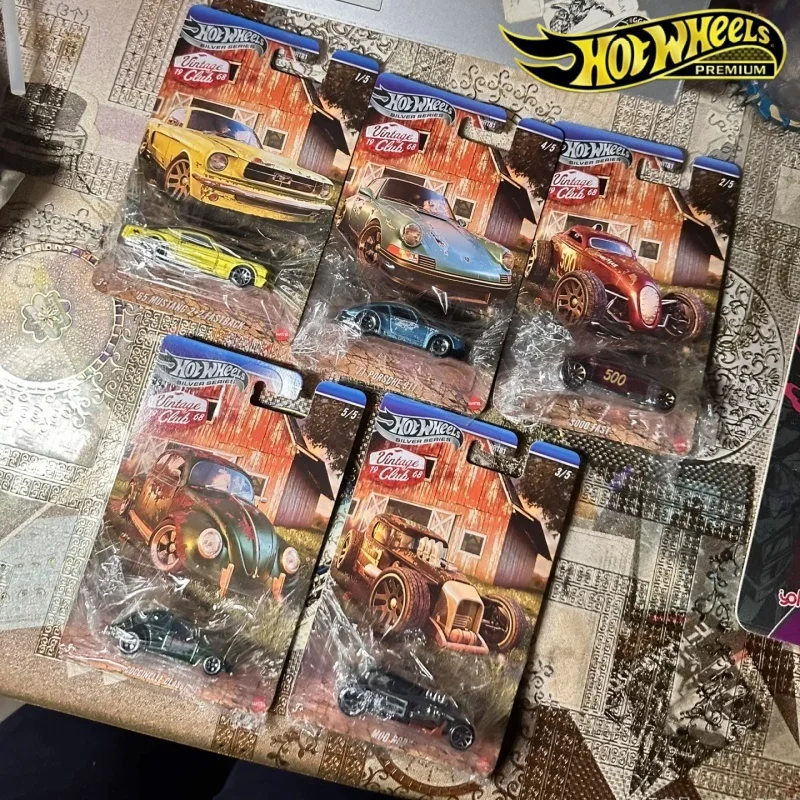 Mattel 2025 Новый продукт Hot Wheels Classic Club Mustang Porsche 911 Volkswagen Beetle Ретро Модель автомобиля из сплава Hrt81 Серебряная этикетка D
Mattel 2025 Новый продукт Hot Wheels Classic Club Mustang Porsche 911 Volkswagen Beetle Ретро Модель автомобиля из сплава Hrt81 Серебряная этикетка D