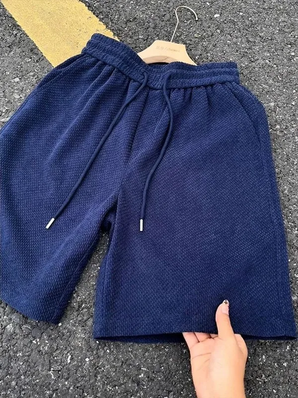 Trendy Breathable Men's Short Pants Summer Sporty Loose Fit Elastic Waist Five Inch Length Straight Leg Pure Color Fashion Brand
Trendy Breathable Men's Short Pants Summer Sporty Loose Fit Elastic Waist Five Inch Length Straight Leg Pure Color Fashion Brand