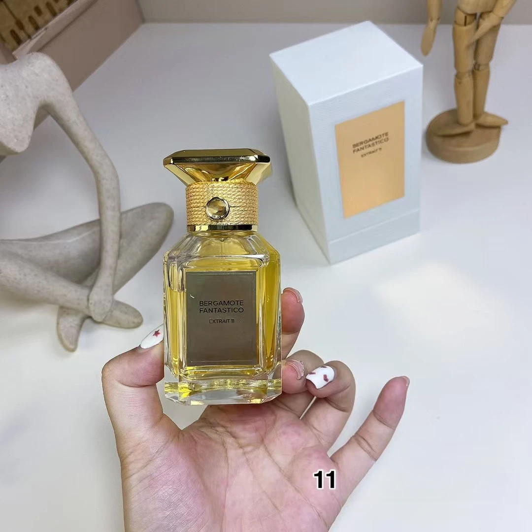 Vanilla Planifolia Extrait 50ml Perfume Easy To Carry Premium Fragrance, Profound ,Playful ,Solemn Perfume
Vanilla Planifolia Extrait 50ml Perfume Easy To Carry Premium Fragrance, Profound ,Playful ,Solemn Perfume