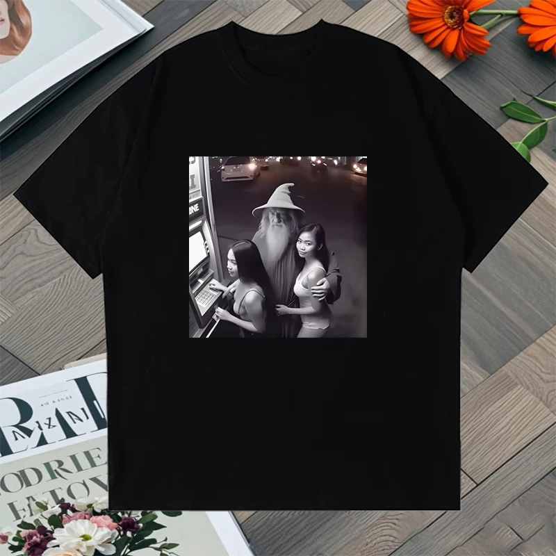 Funny ATM Wizard with Girls Graphic Oversized t-shirt 100% Cotton Men Women Tops short sleeve Casual Tee shirt Unisex clothing
Funny ATM Wizard with Girls Graphic Oversized t-shirt 100% Cotton Men Women Tops short sleeve Casual Tee shirt Unisex clothing