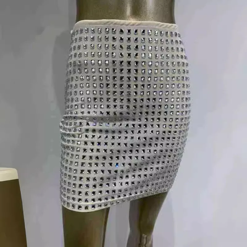 Silver mesh rivet high waist skirt European and American perspective sexy nightclub party short skirt open sexy exaggerated clas
Silver mesh rivet high waist skirt European and American perspective sexy nightclub party short skirt open sexy exaggerated clas