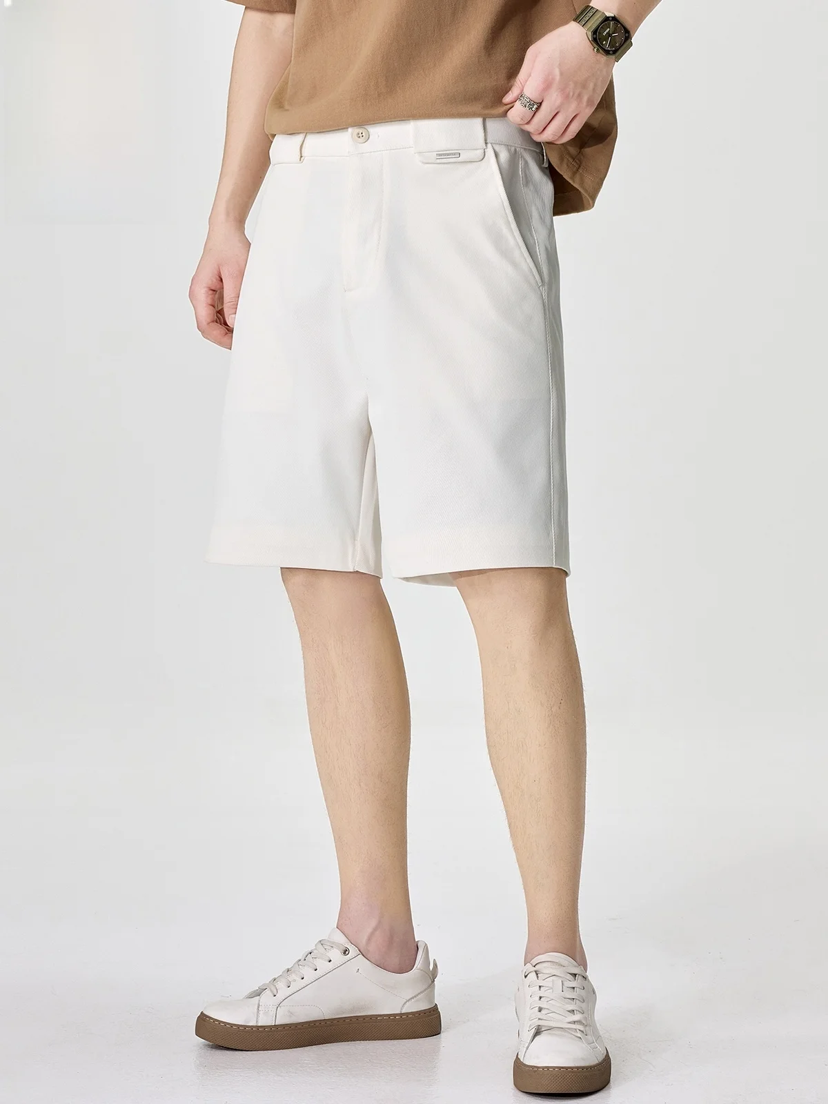 Мужские повседневные брюки-чинос длиной до колена, однотонные, модные, свободного кроя, летние, из полиэстера, прямые штанины
Мужские повседневные брюки-чинос длиной до колена, однотонные, модные, свободного кроя, летние, из полиэстера, прямые штанины