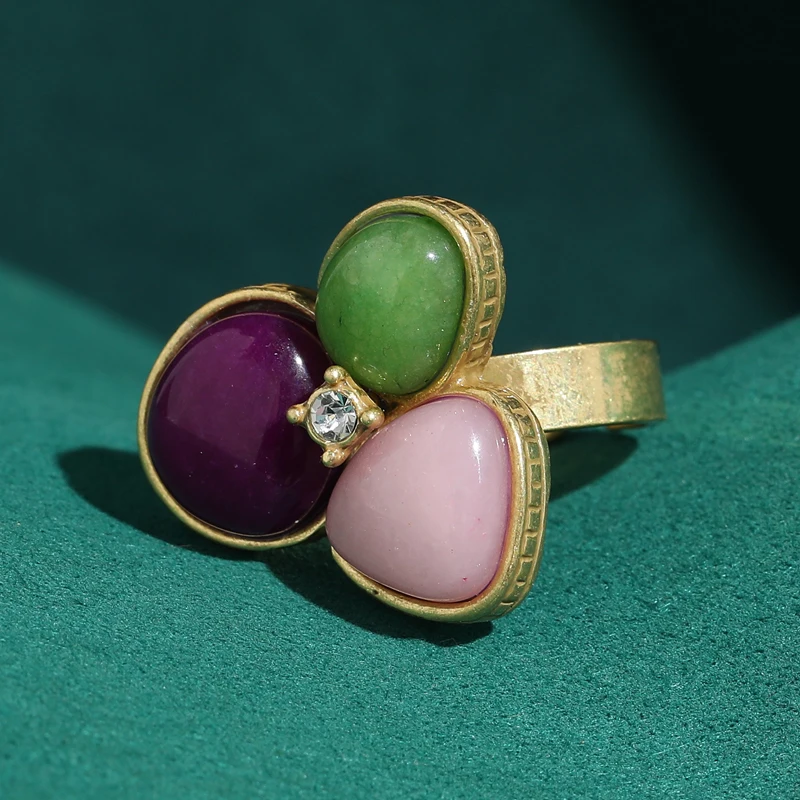 Retro Tricolor Flower Rings Vintage Natural Stones Jewelry Luxury Antique Gold Plated Accessories For Women 2026 Party Art Deco
Retro Tricolor Flower Rings Vintage Natural Stones Jewelry Luxury Antique Gold Plated Accessories For Women 2026 Party Art Deco