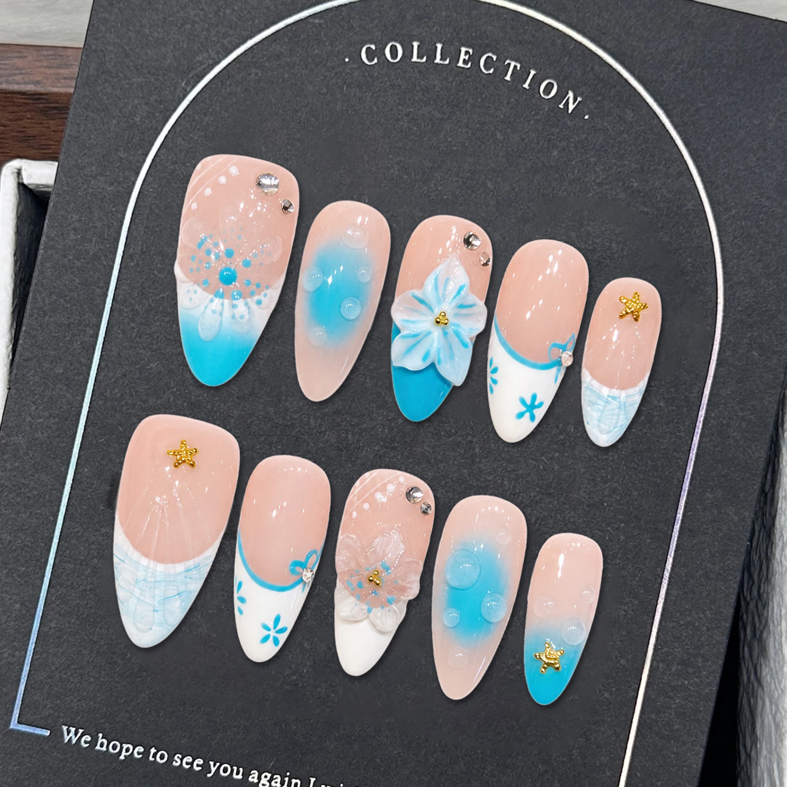 10pcs Handmade French 3D Flower Decor Press On Nails Medium Almond False Nails Adhesive Gradient Manicure Art Women Daily Wear
10pcs Handmade French 3D Flower Decor Press On Nails Medium Almond False Nails Adhesive Gradient Manicure Art Women Daily Wear