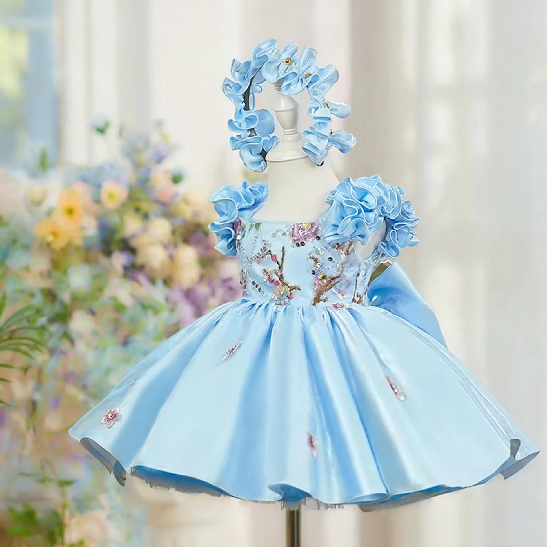 Custom Flower Girl Dress Wedding Gown Birthday Party Pageant Dress Ruffle 3D Floral Satin Dress For Girls فساتين بنات
Custom Flower Girl Dress Wedding Gown Birthday Party Pageant Dress Ruffle 3D Floral Satin Dress For Girls فساتين بنات