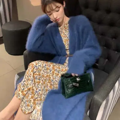 Водонепроницаемый норковый вязаный свитер, женское свободное универсальное пальто Lazy Sle, модное длинное пальто средней длины с v-образным вырезом 
Водонепроницаемый норковый вязаный свитер, женское свободное универсальное пальто Lazy Sle, модное длинное пальто средней длины с v-образным вырезом