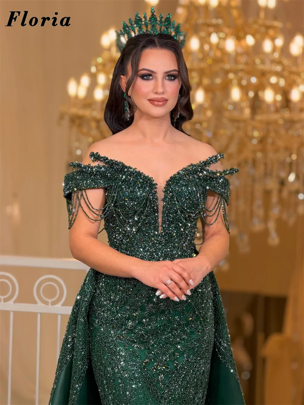 Exquisite Green Off Shoulder Evening Dresses With Detachable Skirt Customized Beaded Diamonds Engagement Party Gowns For Women
Exquisite Green Off Shoulder Evening Dresses With Detachable Skirt Customized Beaded Diamonds Engagement Party Gowns For Women