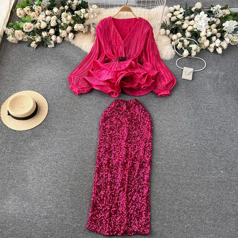 Queen's High-End Western-Style Suit For Fashionable Socialites, Featuring Waist Cinched Ruffled Pleated Top And A High Waisted
Queen's High-End Western-Style Suit For Fashionable Socialites, Featuring Waist Cinched Ruffled Pleated Top And A High Waisted