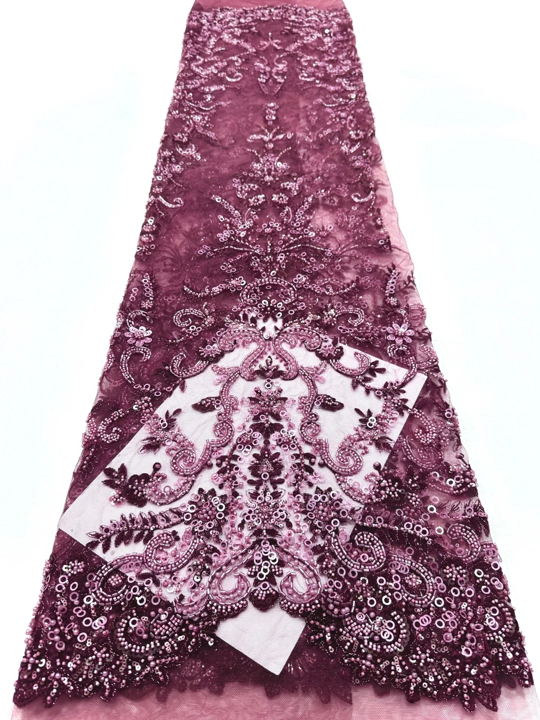 African 2026 Luxurious Beaded Lace Fabric French 5 Yards Tulle Mesh Lace Sequins Embroidered Lace Fabrics Weddings Party Dress
African 2026 Luxurious Beaded Lace Fabric French 5 Yards Tulle Mesh Lace Sequins Embroidered Lace Fabrics Weddings Party Dress