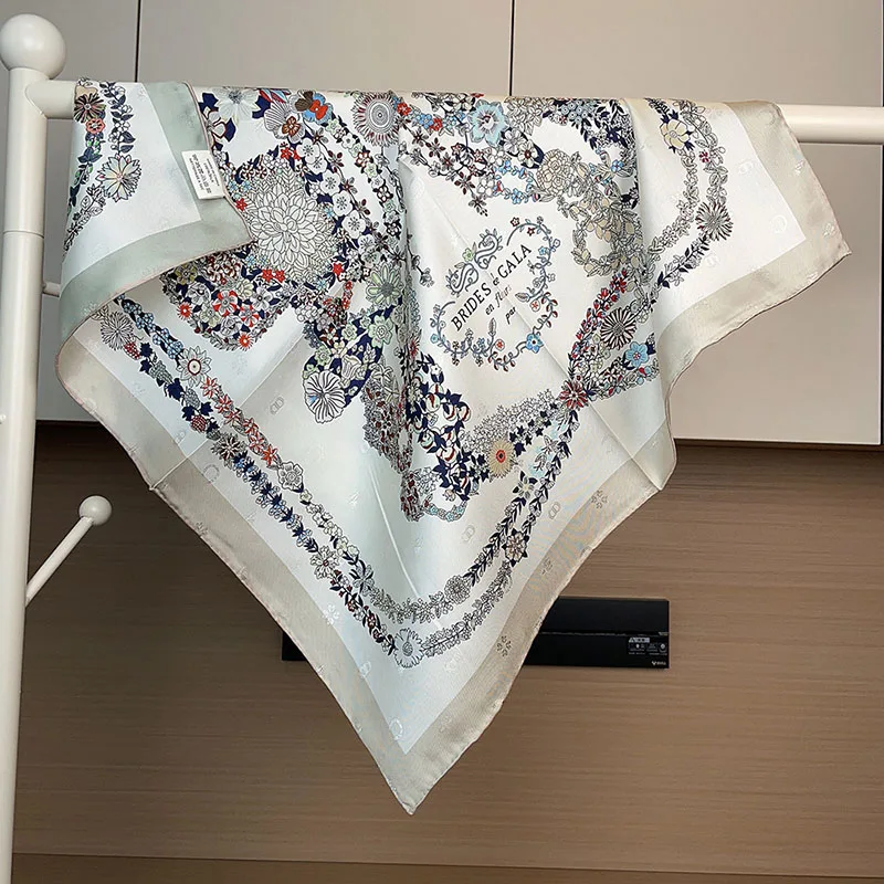 Floral Printed 100% Silk Neck Scarves Wraps Neckerchief Womens Fashion Clothing Accessories 2 Sides Printing 65x65CM
Floral Printed 100% Silk Neck Scarves Wraps Neckerchief Womens Fashion Clothing Accessories 2 Sides Printing 65x65CM
