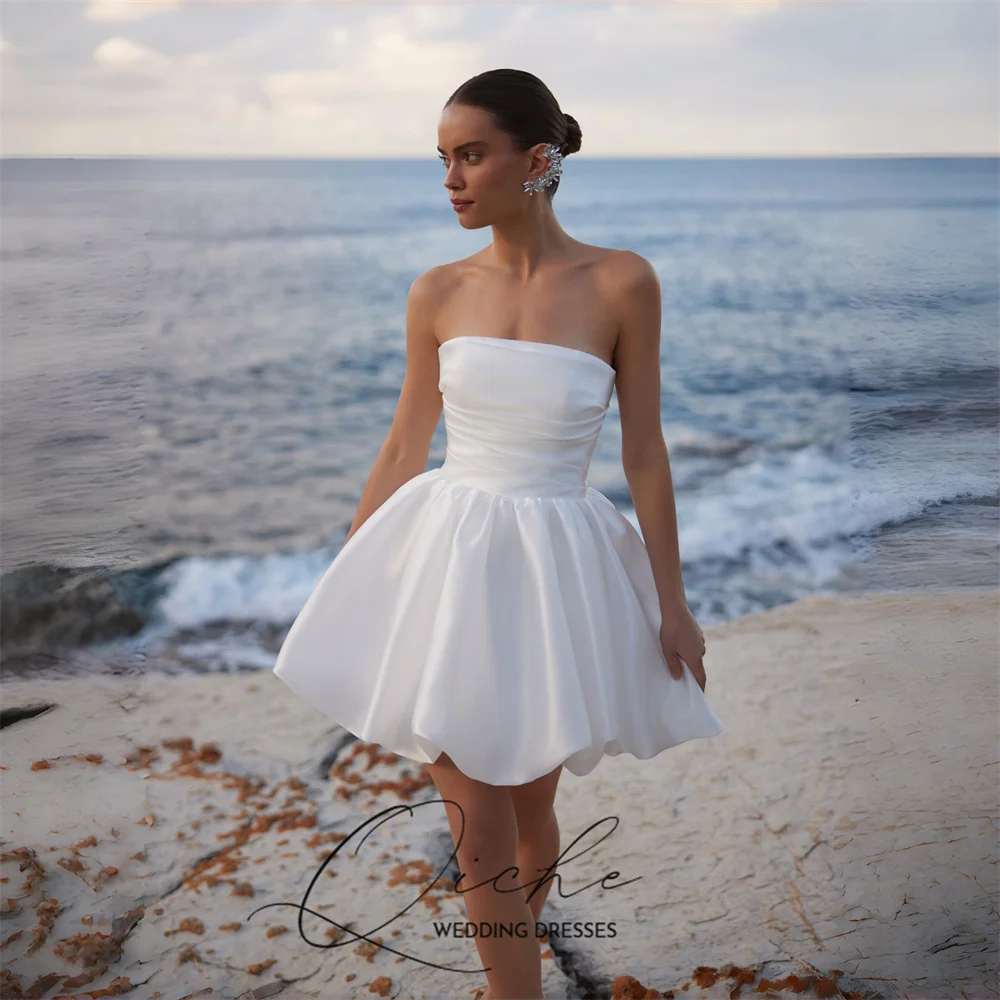 QICHE Simple Satin Short A-Line Wedding Dress 2026 Strapless Pleat Open Back Sleeveless Bridal Gown Vestido De Noiva Customized
QICHE Simple Satin Short A-Line Wedding Dress 2026 Strapless Pleat Open Back Sleeveless Bridal Gown Vestido De Noiva Customized