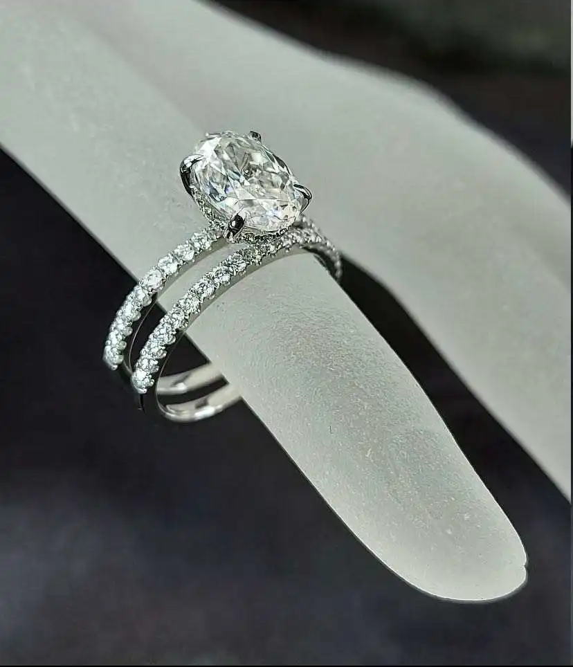 Holycome Jewelry Center Stone 6X9MM Two Rings 14K 9K Solitaire White Gold Crushed Ice Oval Cut Ring DEF VVS1 GRA Certificated
Holycome Jewelry Center Stone 6X9MM Two Rings 14K 9K Solitaire White Gold Crushed Ice Oval Cut Ring DEF VVS1 GRA Certificated
