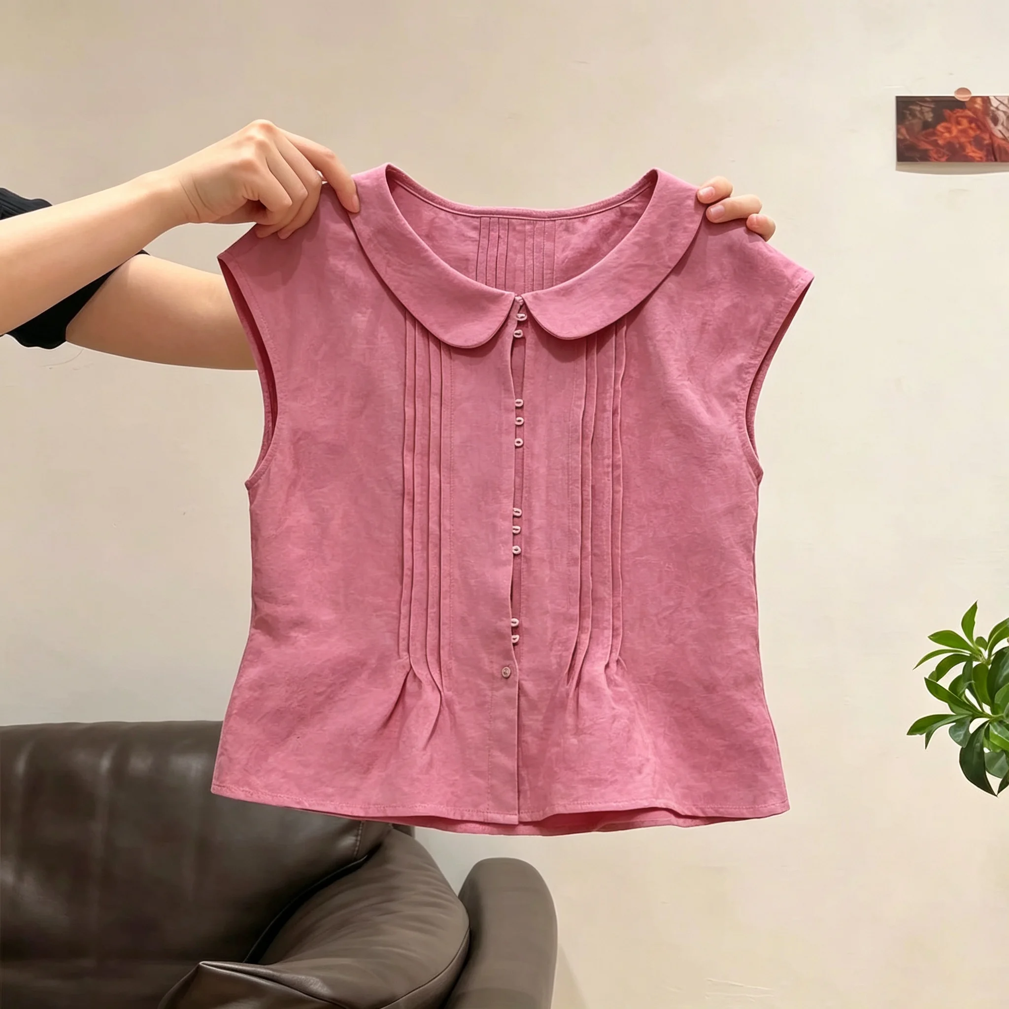 Retro Doll Collar Sleeveless Linen Shirt Men's Summer Waist-Cinching Accordion Pleat Short Top Casual Loose Fit Youthful
Retro Doll Collar Sleeveless Linen Shirt Men's Summer Waist-Cinching Accordion Pleat Short Top Casual Loose Fit Youthful