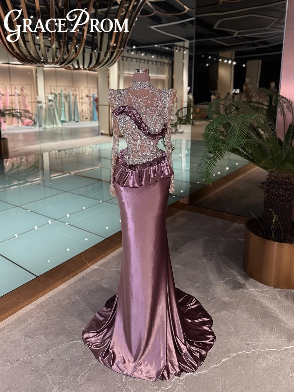 Purple Ruffled Embroidery Evening Dress Sparkling Beads Crystal Wedding Party Gown Customized Opulent Satin Mermaid Prom Dresses
Purple Ruffled Embroidery Evening Dress Sparkling Beads Crystal Wedding Party Gown Customized Opulent Satin Mermaid Prom Dresses