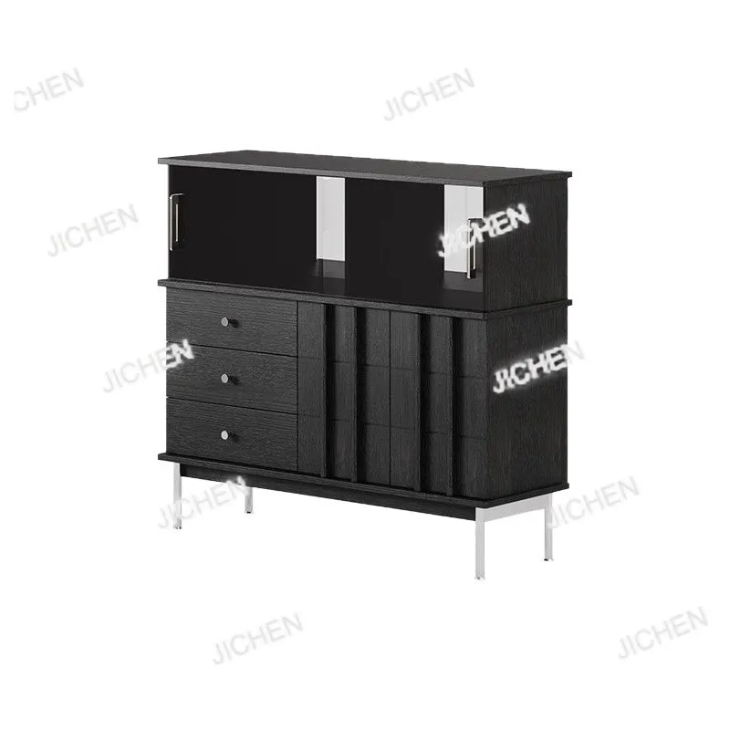 Обеденный боковой шкаф в средневековом стиле, черный ретро-свет, роскошная витрина, атмосфера гостиной, винный шкаф, кофе
Обеденный боковой шкаф в средневековом стиле, черный ретро-свет, роскошная витрина, атмосфера гостиной, винный шкаф, кофе