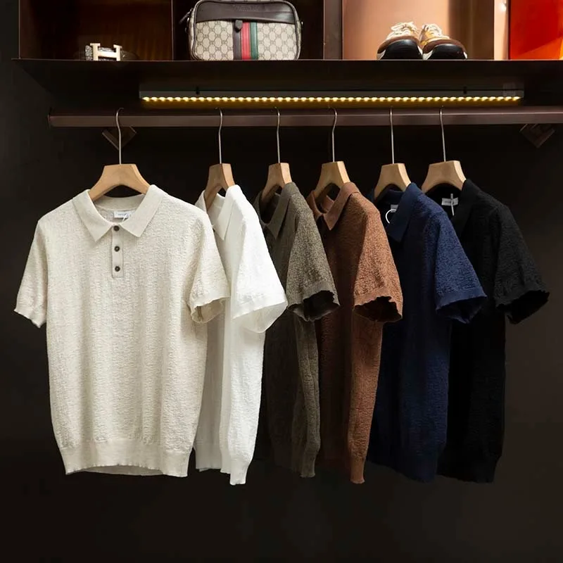 Plain Men's Polo Shirts Cotton knitted Short Sleeved T-shirt High Quality Old Money Man Summer Collar New Social Jersey Shirts
Plain Men's Polo Shirts Cotton knitted Short Sleeved T-shirt High Quality Old Money Man Summer Collar New Social Jersey Shirts