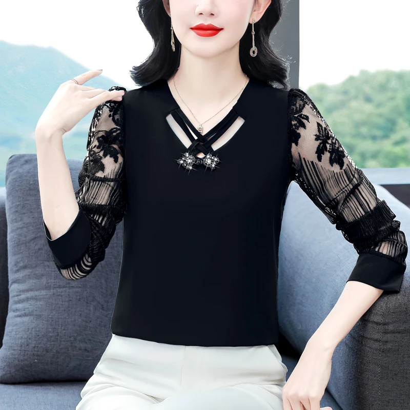 Весенне-осенняя новая женская кружевная блузка в стиле пэчворк, нижняя рубашка с длинными рукавами, повседневные женские топы с вырезами
Весенне-осенняя новая женская кружевная блузка в стиле пэчворк, нижняя рубашка с длинными рукавами, повседневные женские топы с вырезами
