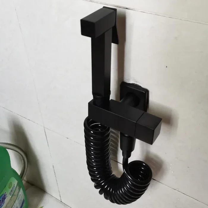 copper Toilet Bidet Faucet square black Single Cold Bathroom Toilet Shower Spray Gun Nozzle Bidet Faucet BD0
copper Toilet Bidet Faucet square black Single Cold Bathroom Toilet Shower Spray Gun Nozzle Bidet Faucet BD0