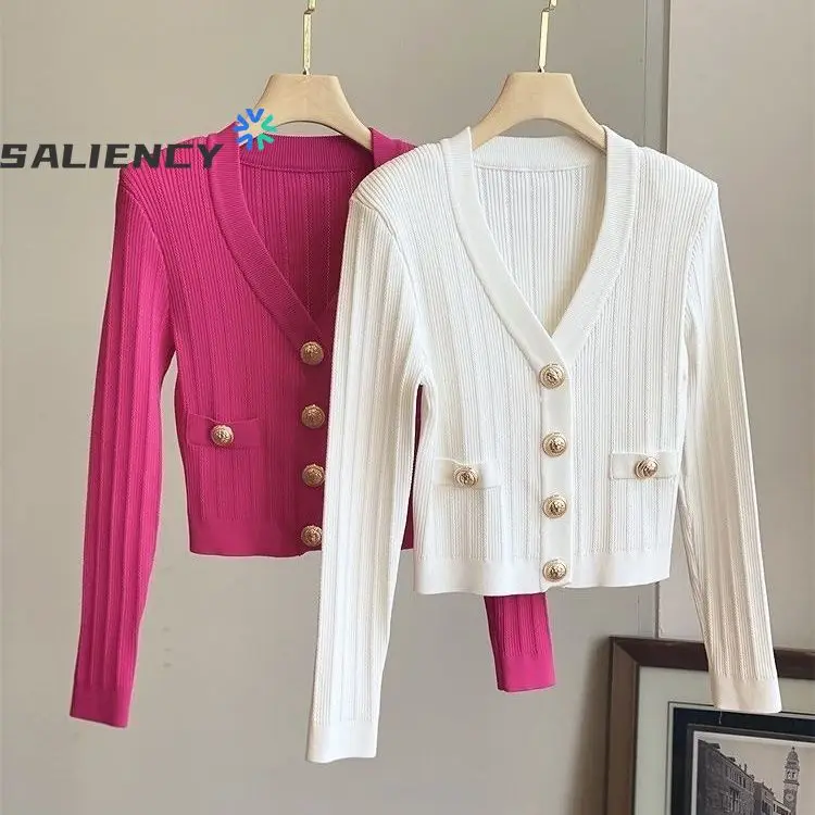 Light Luxury Knitted Cardigan Sweater Women Long Sleeve Short Coat Korean Spring Single Breasted Slim Top Pull Femme SP2025220
Light Luxury Knitted Cardigan Sweater Women Long Sleeve Short Coat Korean Spring Single Breasted Slim Top Pull Femme SP2025220