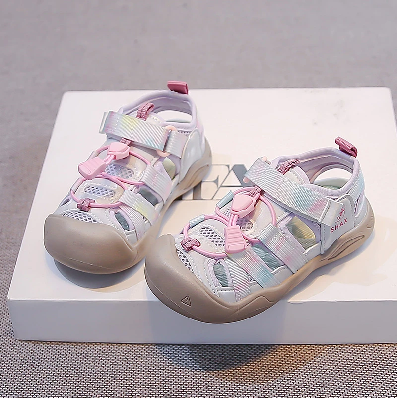 Boys Girls Fashion Shoes Hollowed-out Kids Sports Sandals Toes Capped Mesh Breathable 2026 Summer New Children Casual Sandals
Boys Girls Fashion Shoes Hollowed-out Kids Sports Sandals Toes Capped Mesh Breathable 2026 Summer New Children Casual Sandals