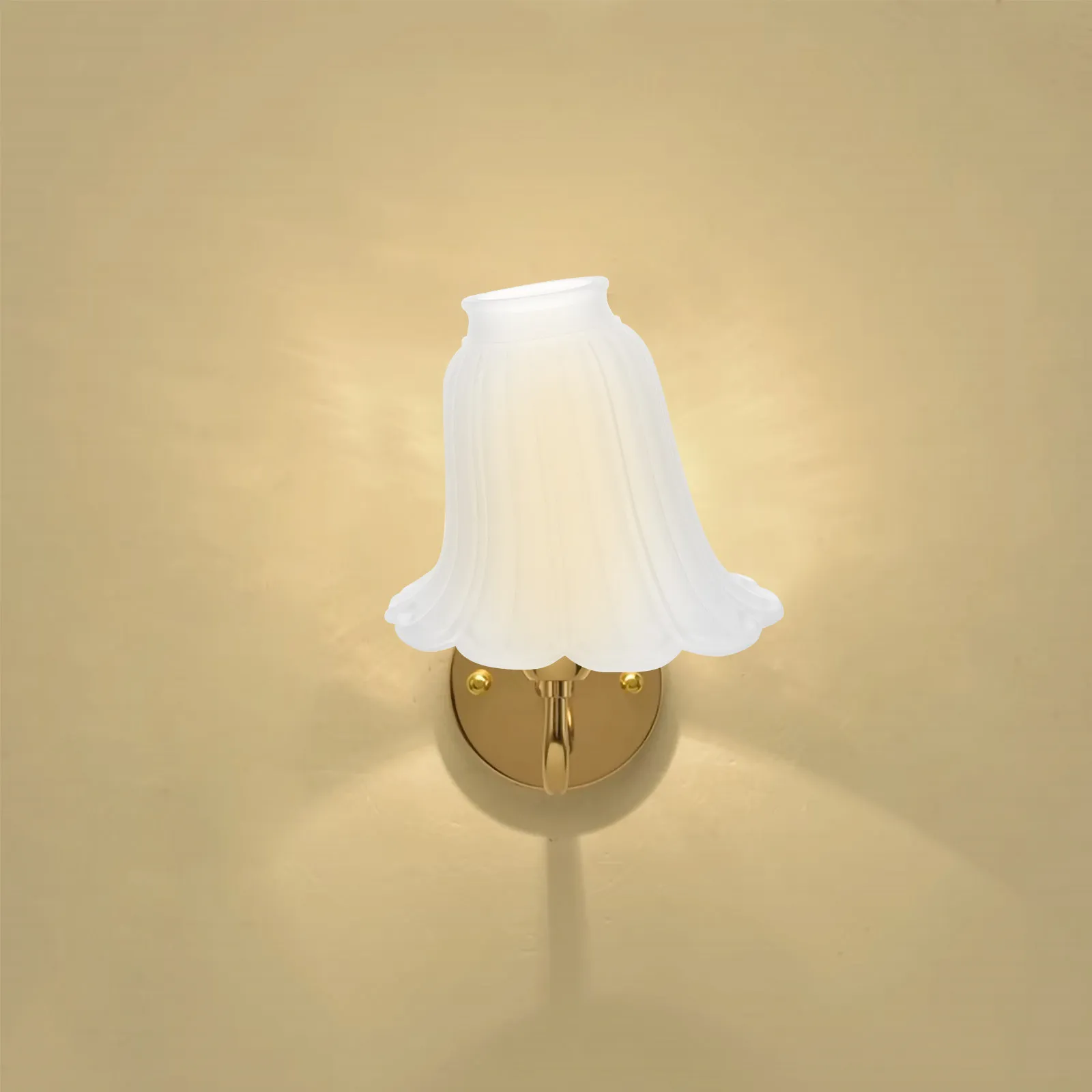Vintage Glass Lamp Shade Flower Shape Replacement Lampshade for Pendant Light Decorative Cover Small Lampshade
Vintage Glass Lamp Shade Flower Shape Replacement Lampshade for Pendant Light Decorative Cover Small Lampshade