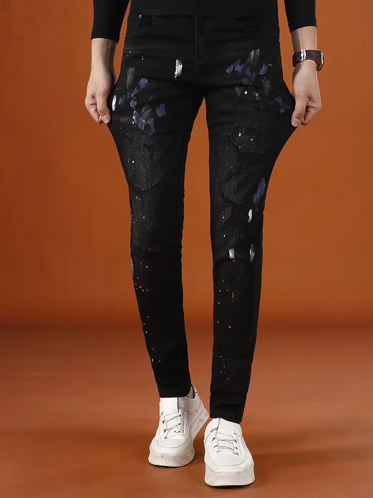 Рваные джинсы с принтом краски, мужские рваные джинсы, осень 2021, новинка, эластичные маленькие модные уличные красивые мужские брюки 
Рваные джинсы с принтом краски, мужские рваные джинсы, осень 2021, новинка, эластичные маленькие модные уличные красивые мужские брюки