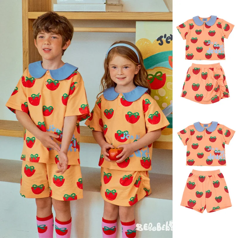 Children's Short-sleeved Shorts Suit 2025 Summer New Printing Fashion Doll Collar Girls T-shirt Cotton Casual Boys Tops Shorts
Children's Short-sleeved Shorts Suit 2025 Summer New Printing Fashion Doll Collar Girls T-shirt Cotton Casual Boys Tops Shorts