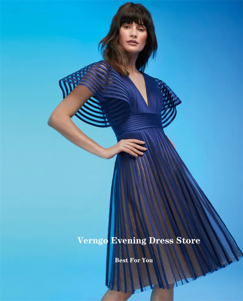 Verngo Navy Blue A Line Short Evening Party Dresses Cap Sleeves V Neck Knee Length Prom Gowns Formal Occasion Dress
Verngo Navy Blue A Line Short Evening Party Dresses Cap Sleeves V Neck Knee Length Prom Gowns Formal Occasion Dress
