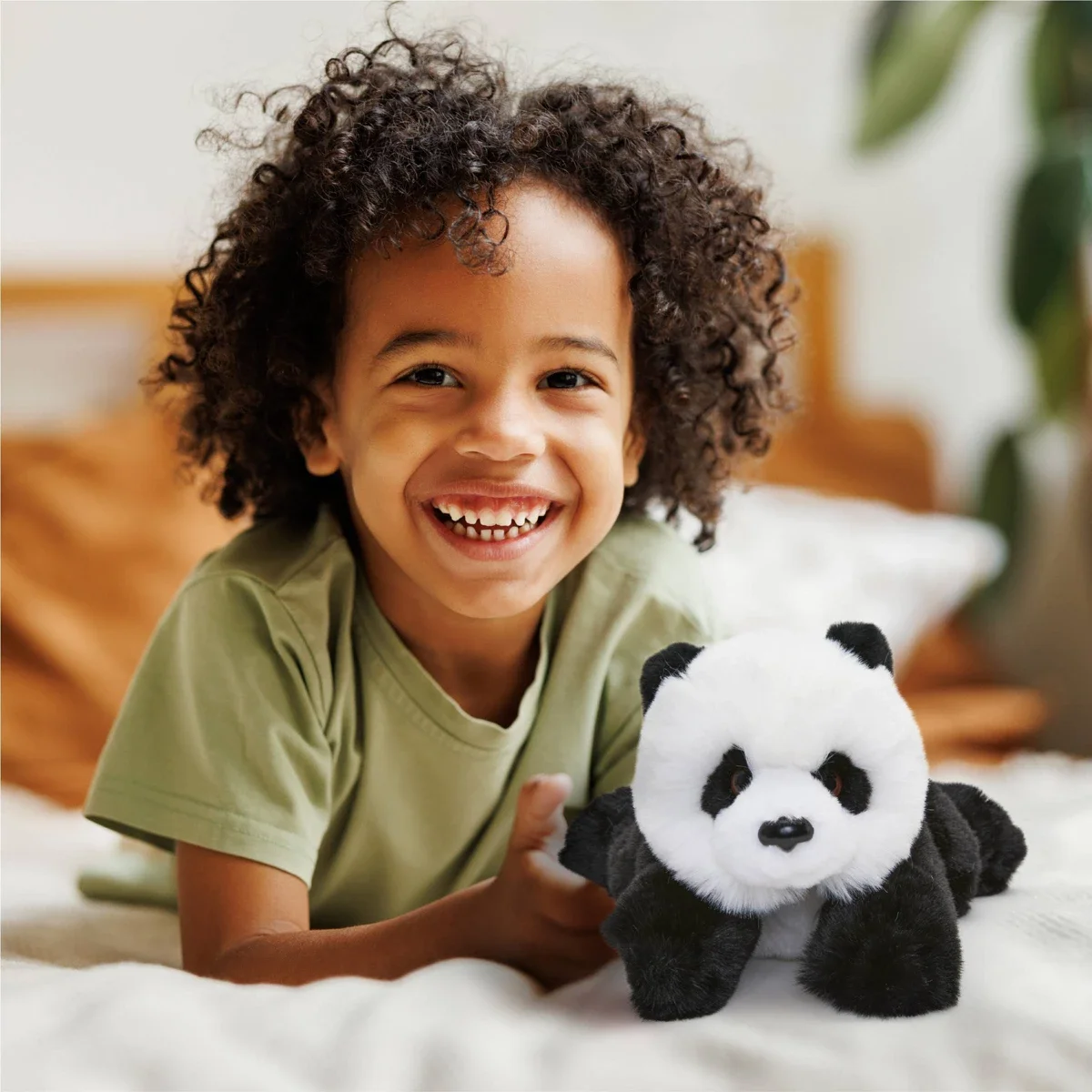 FAO Schwarz 15” Adopt-A-Pets Plush Panda
FAO Schwarz 15” Adopt-A-Pets Plush Panda