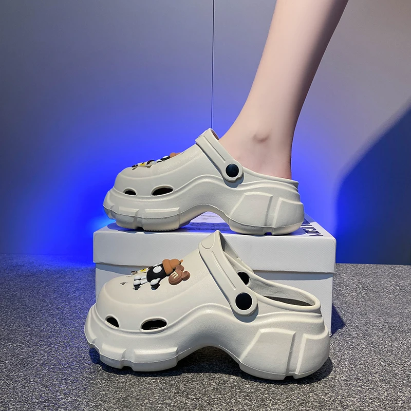 cavernous shoes for women Luxury Designer Women's Shoes Summer Outdoor Comfortable Hundred Thick Bottom Slippers Slippers Women
cavernous shoes for women Luxury Designer Women's Shoes Summer Outdoor Comfortable Hundred Thick Bottom Slippers Slippers Women