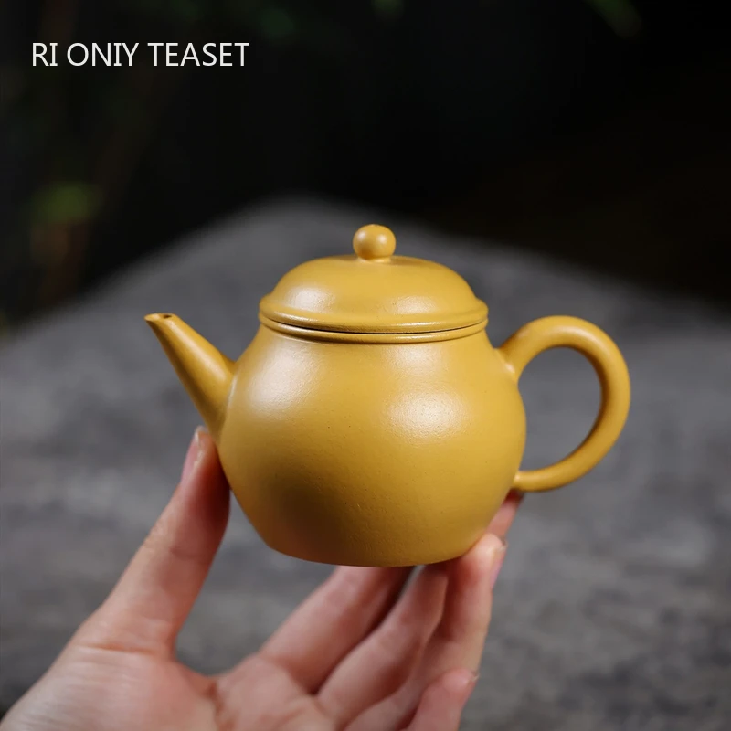 140ml Yixing Purple Clay Teapots Handmade Tea Pot Beauty Tea Infuser Kettle Chinese Tradition Zisha Teaware Tea Ceremony Gifts
140ml Yixing Purple Clay Teapots Handmade Tea Pot Beauty Tea Infuser Kettle Chinese Tradition Zisha Teaware Tea Ceremony Gifts
