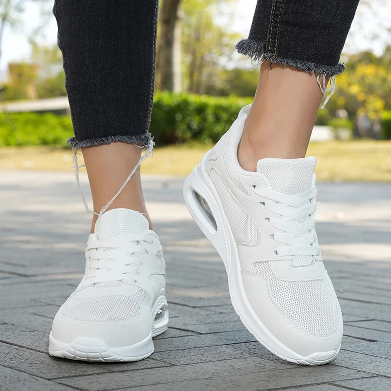 Outdoor Fashion Classic Casual Sports Shoes Comfortable And Breathable Mesh Casual Shoes Rebound Air Cushion Sports Shoes
Outdoor Fashion Classic Casual Sports Shoes Comfortable And Breathable Mesh Casual Shoes Rebound Air Cushion Sports Shoes