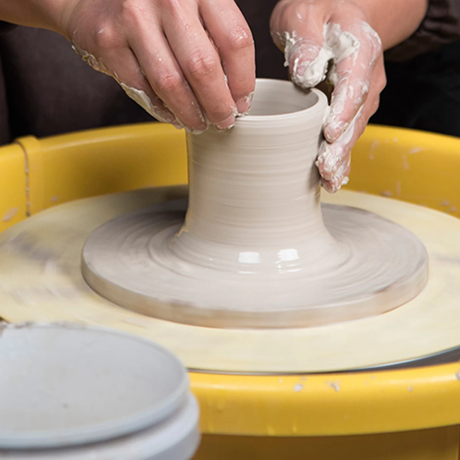 DIY Clay Pottery Making Mat Absorbent Towel for Handmade Craft Tools Drying Wheel Decontamination Cloth Lightweight Storage 
DIY Clay Pottery Making Mat Absorbent Towel for Handmade Craft Tools Drying Wheel Decontamination Cloth Lightweight Storage