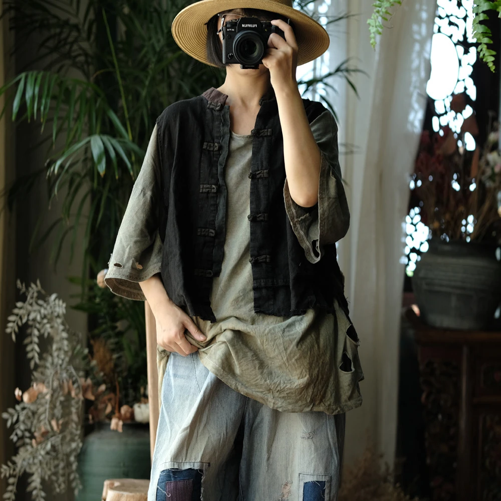 Women Casual Cotton Linen Vest Coats New Arrival 2025 Spring Vintage Style Mandarin Collar Female Sleeveless Jackets M1071
Women Casual Cotton Linen Vest Coats New Arrival 2025 Spring Vintage Style Mandarin Collar Female Sleeveless Jackets M1071