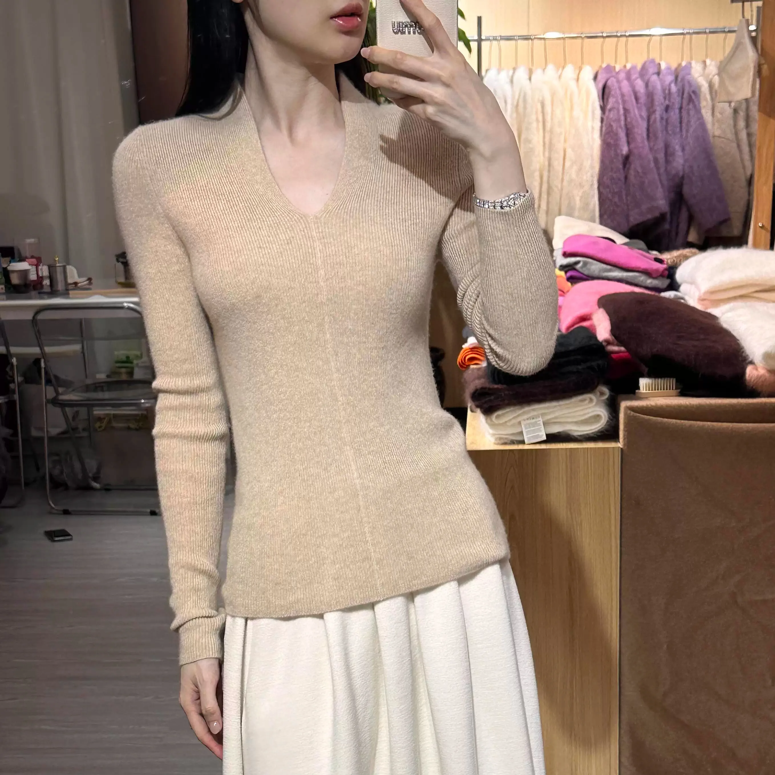 Ele Simple V-Ne Design Women's Camere Sweater Warmth Faionable Commute Sle Long Sve Regular Length Coat
Ele Simple V-Ne Design Women's Camere Sweater Warmth Faionable Commute Sle Long Sve Regular Length Coat