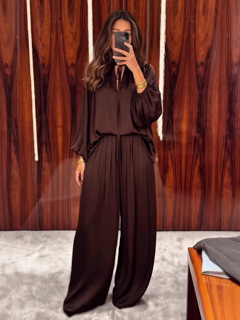 2026 New Satin Two Pieces Set Women Lace Up V Neck Loose Blouses Fashion Wide Leg Pant Suit Elegant Lady Temperament Outfits
2026 New Satin Two Pieces Set Women Lace Up V Neck Loose Blouses Fashion Wide Leg Pant Suit Elegant Lady Temperament Outfits