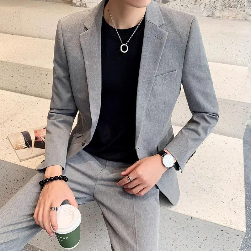 2023 New Youth Casual Suit Set Solid Color Men's Slim Fit Korean Small Suit Two Piece Set
2023 New Youth Casual Suit Set Solid Color Men's Slim Fit Korean Small Suit Two Piece Set