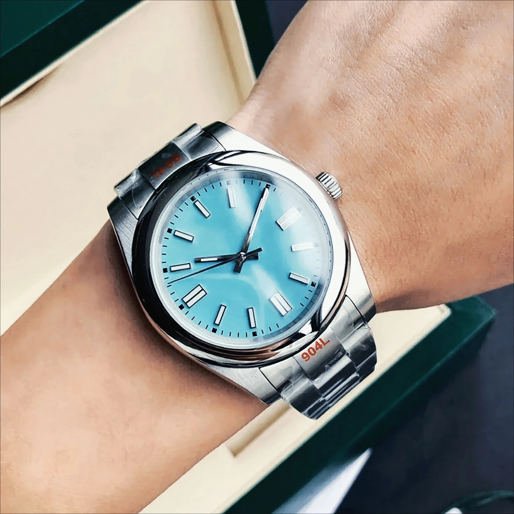 904L Stainless Steel case, for Mens Women Automatic Mechanical Watch, Luminous Sapphire Glass, Black Blue dial
904L Stainless Steel case, for Mens Women Automatic Mechanical Watch, Luminous Sapphire Glass, Black Blue dial