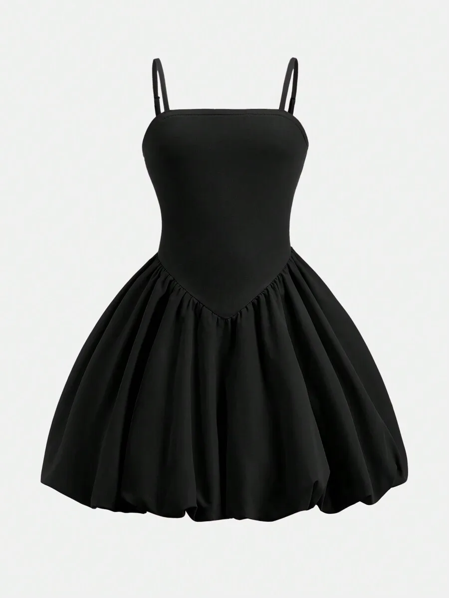 Black Solid Color Spaghetti Strap Mini Dress With Ruffled Skirt
Black Solid Color Spaghetti Strap Mini Dress With Ruffled Skirt